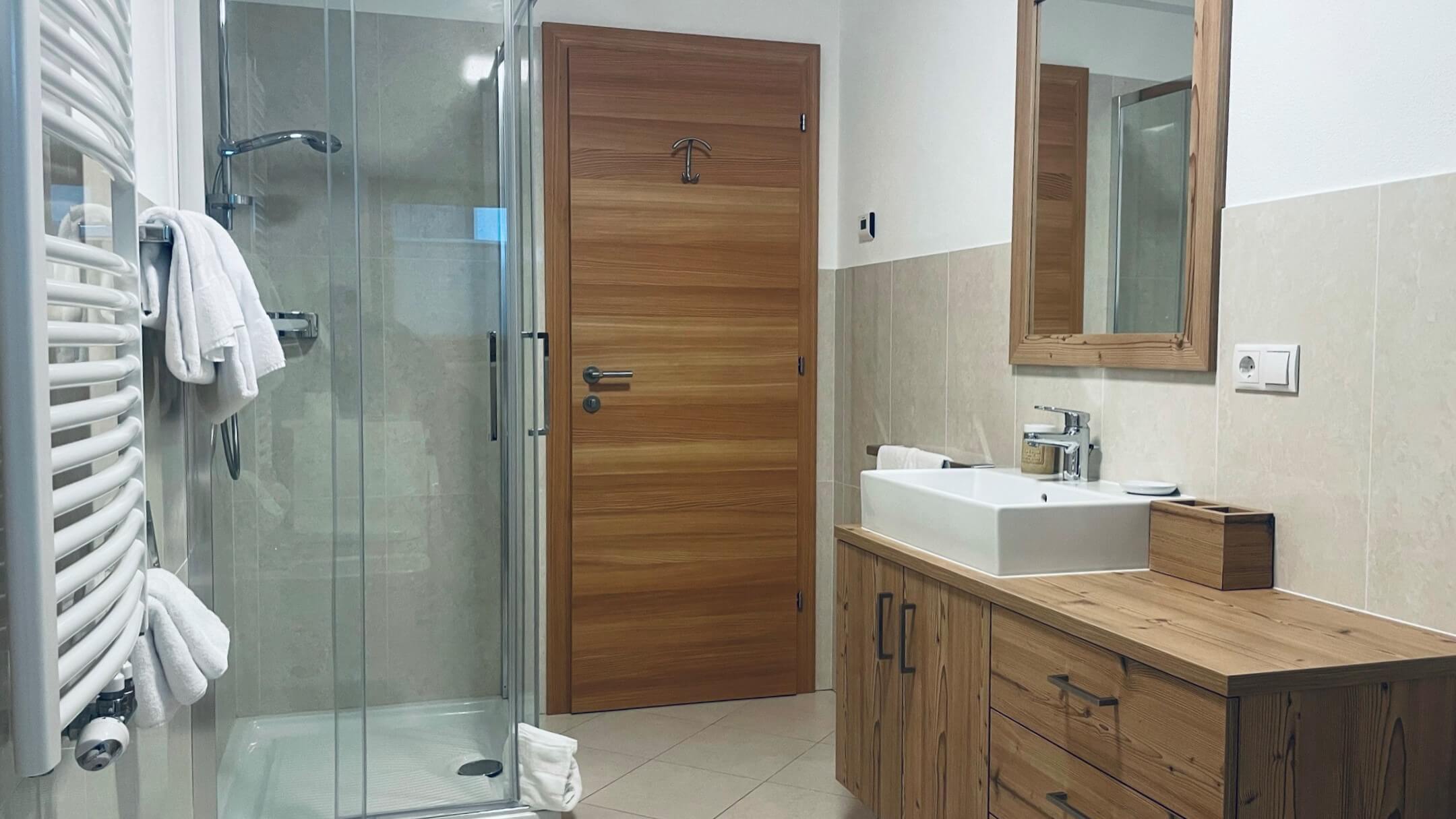 Zweizimmerwohnung -Badezimmer