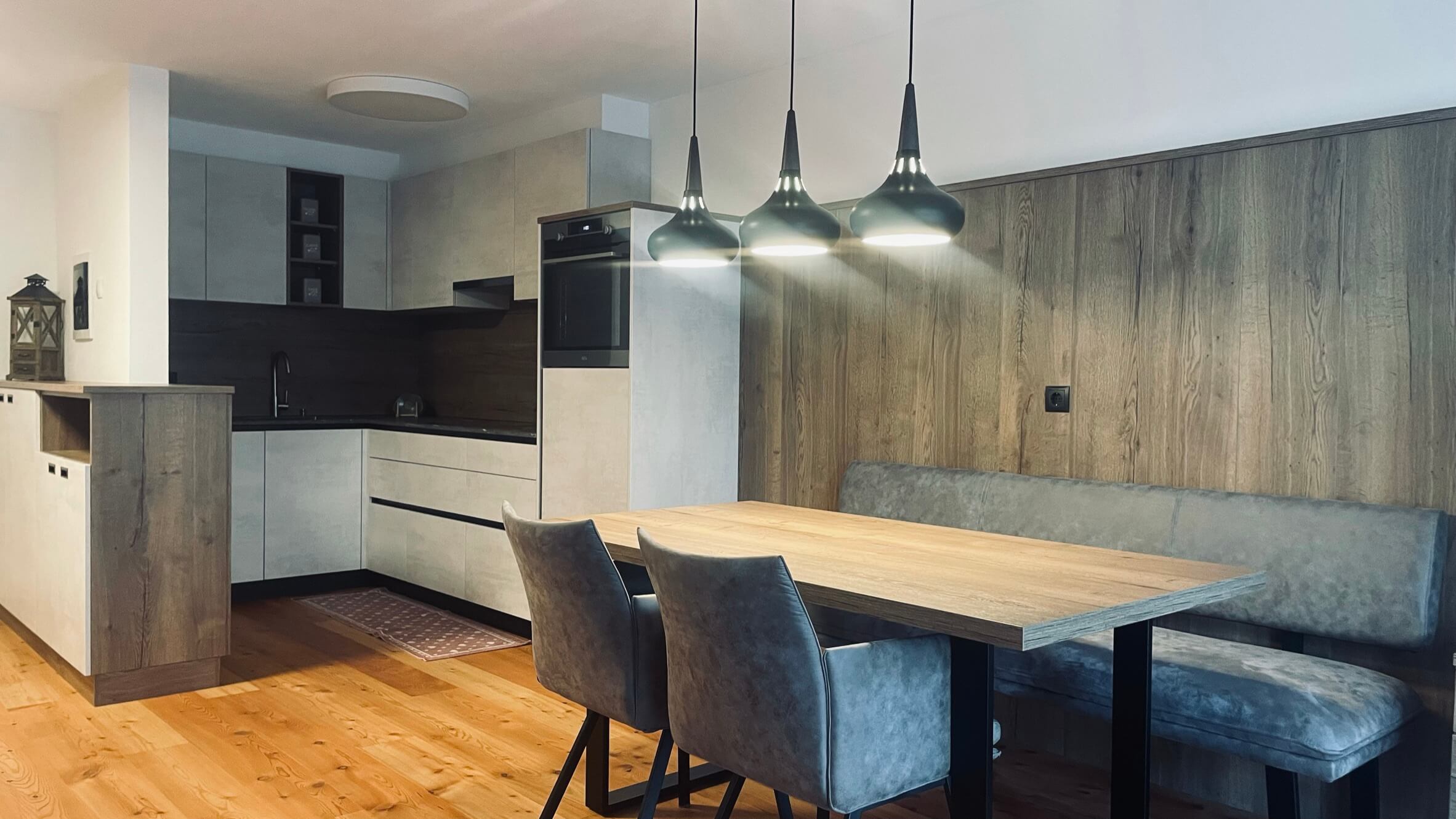 Zweizimmerwohnung - Parterre - Esstisch